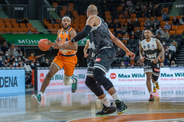 短传渗透 短传渗透