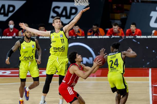 帮助选手们 帮助选手们