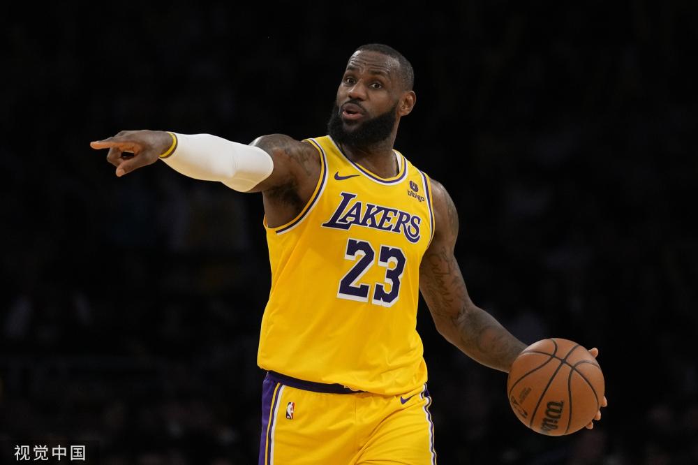 其厚实的身 其厚实的身