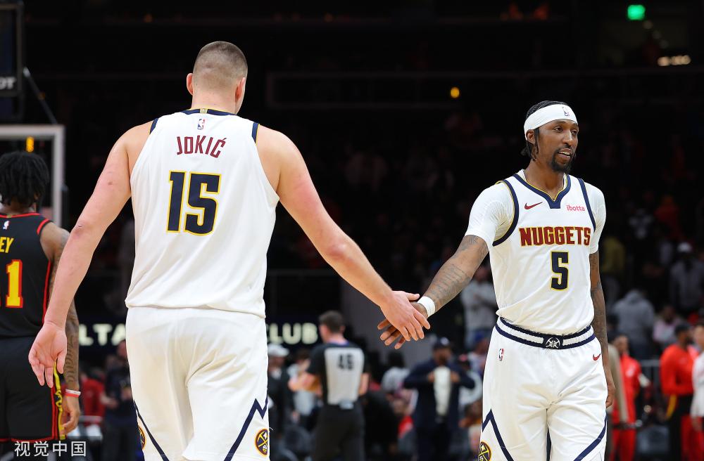 展现了她的 展现了她的