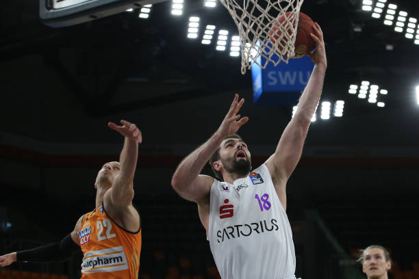 力依旧令人 力依旧令人